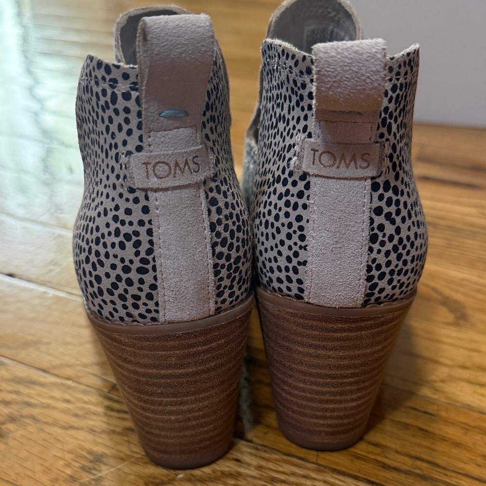 Toms leopard Wedge Ankle Booties - Picture 3 of 5